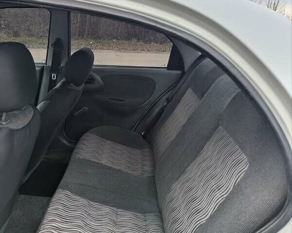 Белый ЗАЗ Сенс, объемом двигателя 1.3 л и пробегом 186 тыс. км за 2150 $, фото 9 на Automoto.ua