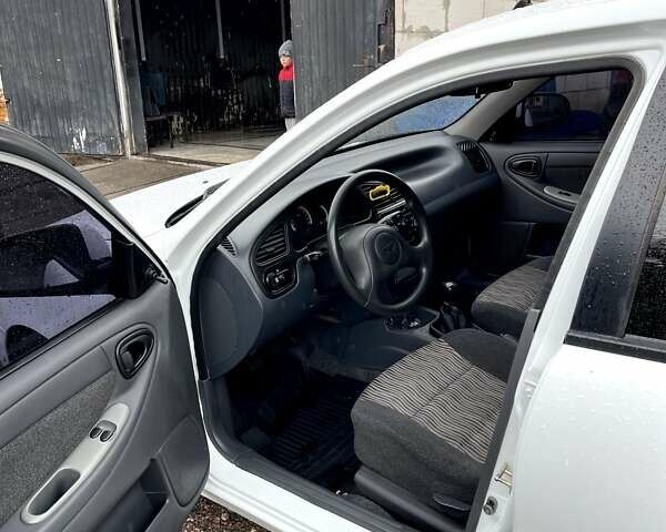 Белый ЗАЗ Сенс, объемом двигателя 1.3 л и пробегом 98 тыс. км за 3500 $, фото 13 на Automoto.ua