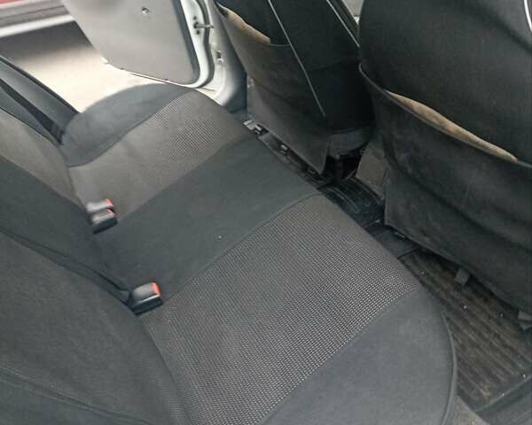 Белый ЗАЗ Сенс, объемом двигателя 1.3 л и пробегом 100 тыс. км за 3000 $, фото 8 на Automoto.ua