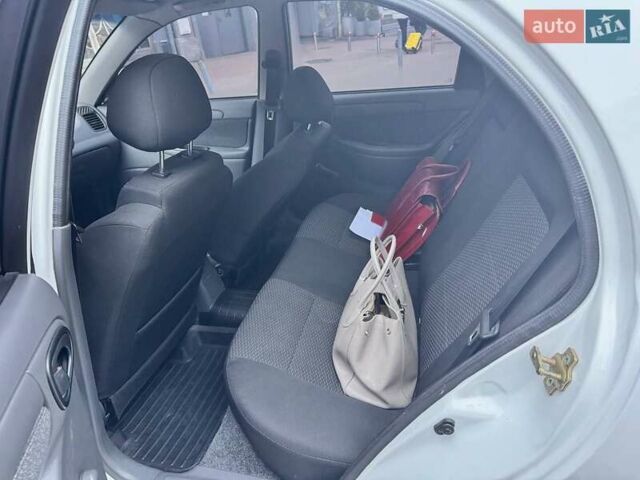 Белый ЗАЗ Сенс, объемом двигателя 1.3 л и пробегом 90 тыс. км за 3577 $, фото 4 на Automoto.ua