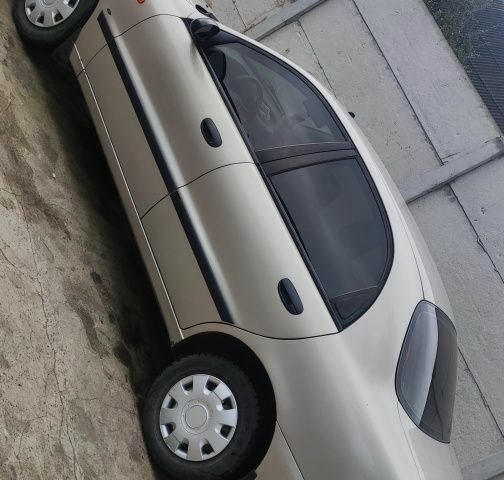 Бежевый ЗАЗ Сенс, объемом двигателя 1.3 л и пробегом 215 тыс. км за 2000 $, фото 1 на Automoto.ua