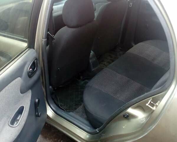 Бежевий ЗАЗ Sens, об'ємом двигуна 1.3 л та пробігом 298 тис. км за 2000 $, фото 4 на Automoto.ua