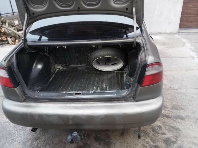 Бежевий ЗАЗ Sens, об'ємом двигуна 1.3 л та пробігом 287 тис. км за 2000 $, фото 2 на Automoto.ua