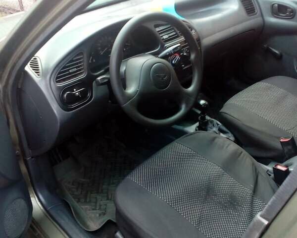 Бежевий ЗАЗ Sens, об'ємом двигуна 1.3 л та пробігом 298 тис. км за 2000 $, фото 7 на Automoto.ua