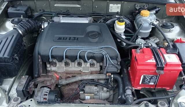 Бежевий ЗАЗ Sens, об'ємом двигуна 1.3 л та пробігом 138 тис. км за 2200 $, фото 16 на Automoto.ua