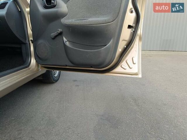 Бежевый ЗАЗ Сенс, объемом двигателя 1.3 л и пробегом 154 тыс. км за 2299 $, фото 37 на Automoto.ua