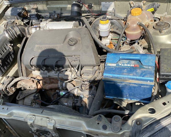 ЗАЗ Сенс 2007 в Здолбунове на Automoto.ua Бежевый ЗАЗ Сенс, объемом двигателя 1.4 л и пробегом 175 тыс. км за 1800 $, фото 10 на Automoto.ua