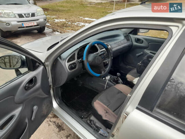 Бежевий ЗАЗ Sens, об'ємом двигуна 1.3 л та пробігом 173 тис. км за 1850 $, фото 12 на Automoto.ua