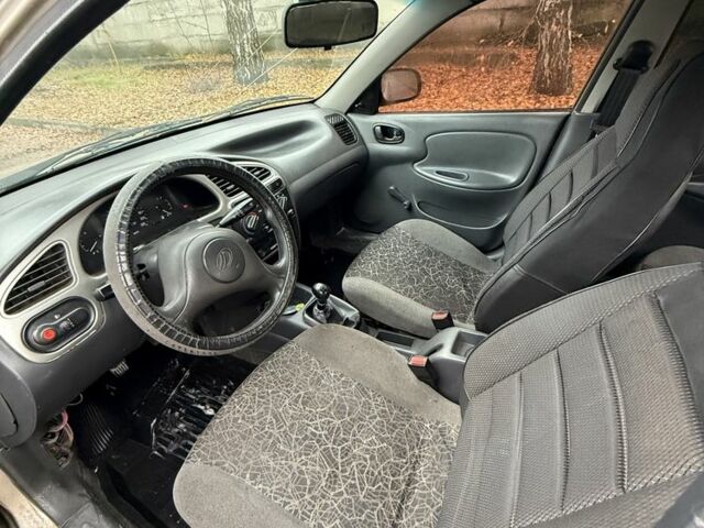 Бежевий ЗАЗ Sens, об'ємом двигуна 1.3 л та пробігом 160 тис. км за 1450 $, фото 7 на Automoto.ua