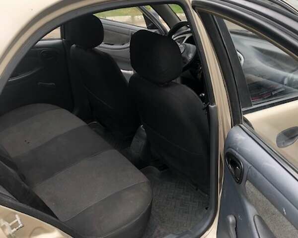 Бежевий ЗАЗ Sens, об'ємом двигуна 1.3 л та пробігом 144 тис. км за 2300 $, фото 8 на Automoto.ua