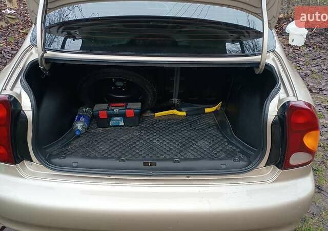 Бежевый ЗАЗ Сенс, объемом двигателя 1.3 л и пробегом 106 тыс. км за 3200 $, фото 7 на Automoto.ua