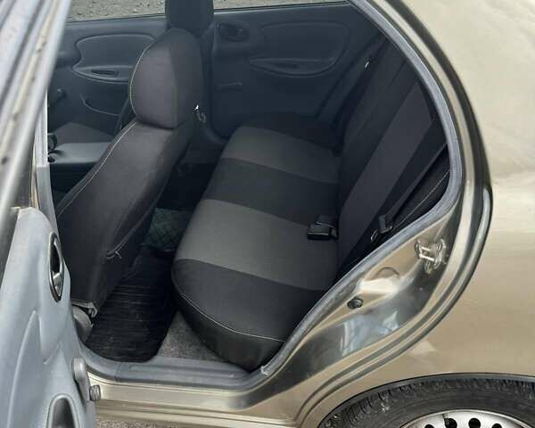 Бежевый ЗАЗ Сенс, объемом двигателя 1.3 л и пробегом 90 тыс. км за 3500 $, фото 4 на Automoto.ua