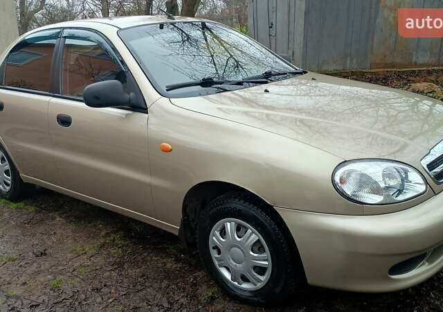 Бежевый ЗАЗ Сенс, объемом двигателя 1.3 л и пробегом 106 тыс. км за 3200 $, фото 5 на Automoto.ua