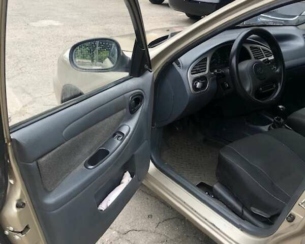 Бежевий ЗАЗ Sens, об'ємом двигуна 1.3 л та пробігом 144 тис. км за 2300 $, фото 5 на Automoto.ua