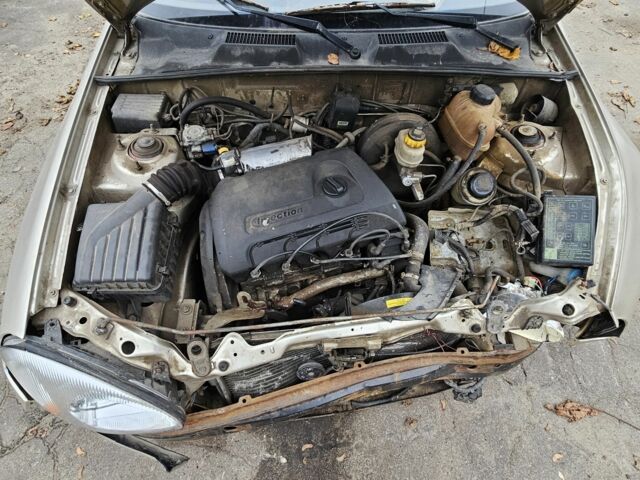 Бежевий ЗАЗ Sens, об'ємом двигуна 1.3 л та пробігом 180 тис. км за 1200 $, фото 11 на Automoto.ua