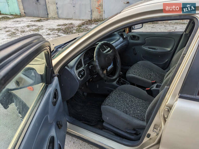 Бежевый ЗАЗ Сенс, объемом двигателя 1.3 л и пробегом 270 тыс. км за 1750 $, фото 2 на Automoto.ua