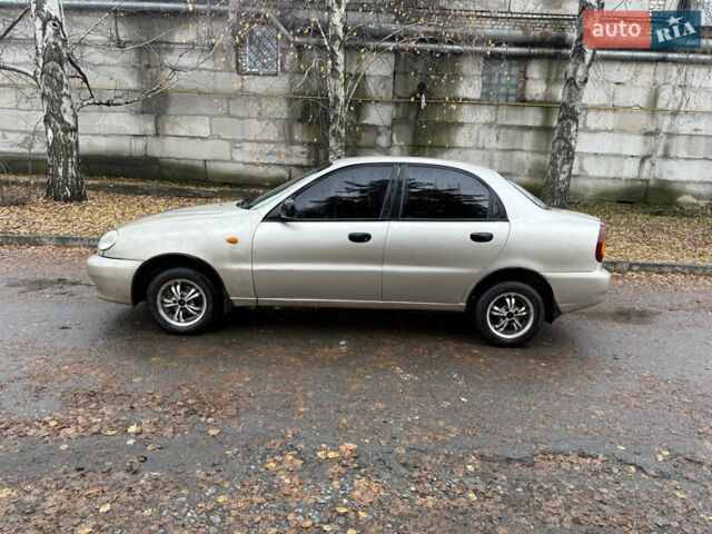 Бежевий ЗАЗ Sens, об'ємом двигуна 1.3 л та пробігом 160 тис. км за 1450 $, фото 6 на Automoto.ua