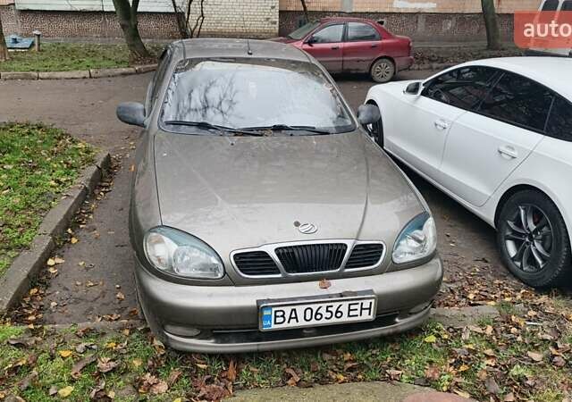 Бежевий ЗАЗ Sens, об'ємом двигуна 1.3 л та пробігом 160 тис. км за 1800 $, фото 5 на Automoto.ua