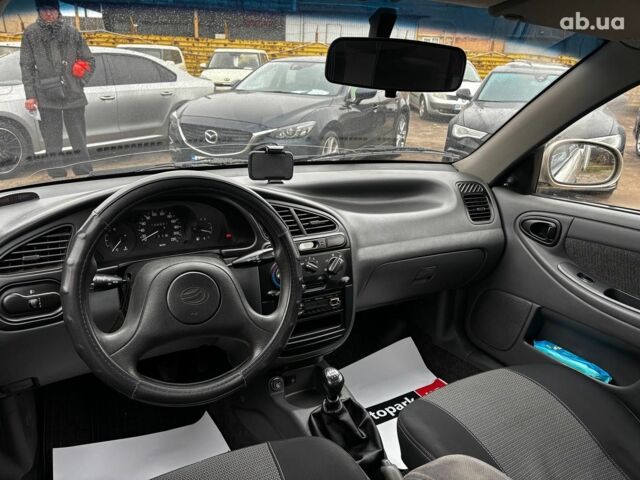 Бежевый ЗАЗ Сенс, объемом двигателя 1.3 л и пробегом 108 тыс. км за 3290 $, фото 16 на Automoto.ua