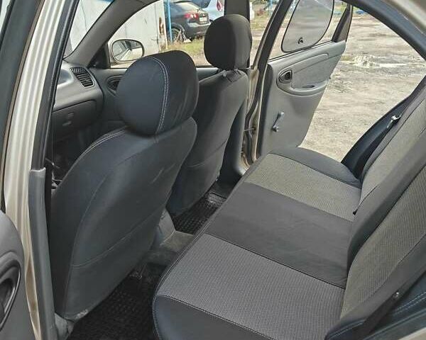 Бежевый ЗАЗ Сенс, объемом двигателя 1.3 л и пробегом 108 тыс. км за 3400 $, фото 7 на Automoto.ua