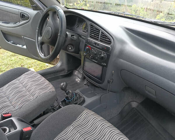 Бежевий ЗАЗ Sens, об'ємом двигуна 1.3 л та пробігом 106 тис. км за 2600 $, фото 27 на Automoto.ua