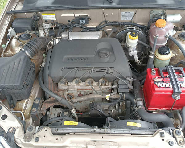 Бежевий ЗАЗ Sens, об'ємом двигуна 1.3 л та пробігом 106 тис. км за 2600 $, фото 31 на Automoto.ua