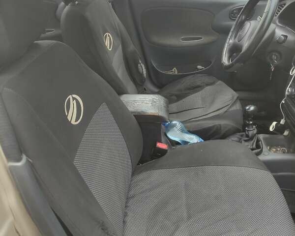 Бежевый ЗАЗ Сенс, объемом двигателя 1.3 л и пробегом 320 тыс. км за 2000 $, фото 1 на Automoto.ua