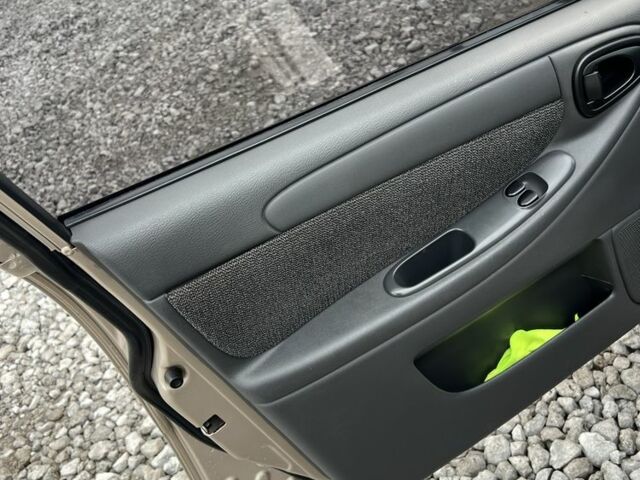 Бежевий ЗАЗ Sens, об'ємом двигуна 1.3 л та пробігом 80 тис. км за 2600 $, фото 5 на Automoto.ua