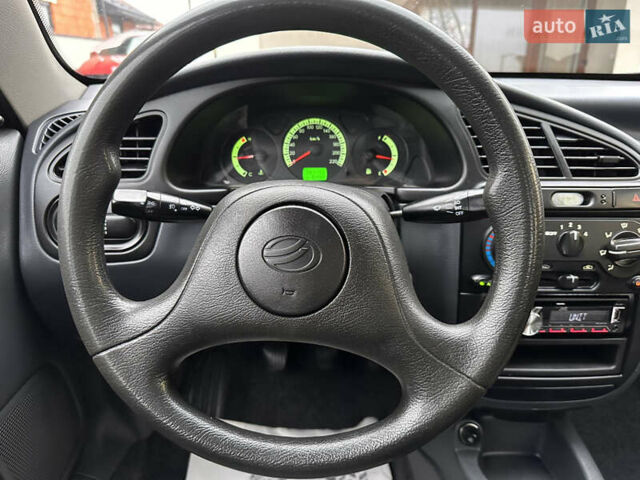 Бежевый ЗАЗ Сенс, объемом двигателя 1.3 л и пробегом 141 тыс. км за 2650 $, фото 34 на Automoto.ua