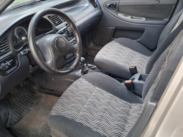 Бежевий ЗАЗ Sens, об'ємом двигуна 1.3 л та пробігом 137 тис. км за 2550 $, фото 7 на Automoto.ua