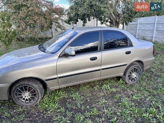 Бежевий ЗАЗ Sens, об'ємом двигуна 1.3 л та пробігом 220 тис. км за 2300 $, фото 1 на Automoto.ua