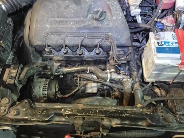 Черный ЗАЗ Сенс, объемом двигателя 1.4 л и пробегом 177 тыс. км за 1800 $, фото 6 на Automoto.ua