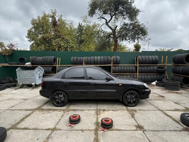 ЗАЗ Sens 2009 у Києві на Automoto.ua Чорний ЗАЗ Sens, об'ємом двигуна 1.4 л та пробігом 135 тис. км за 2999 $, фото 5 на Automoto.ua