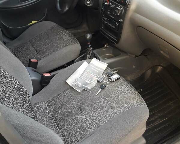 Чорний ЗАЗ Sens, об'ємом двигуна 1.3 л та пробігом 200 тис. км за 1685 $, фото 9 на Automoto.ua