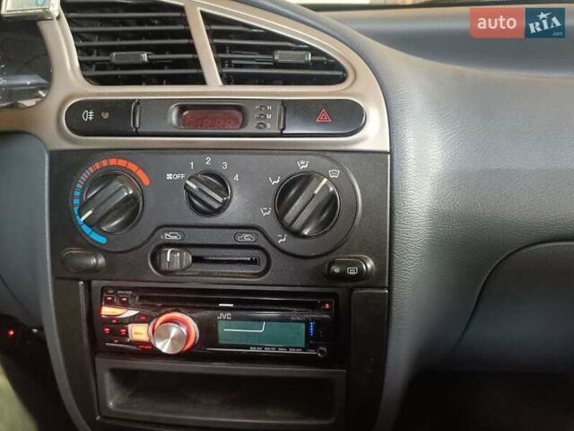 Чорний ЗАЗ Sens, об'ємом двигуна 1.3 л та пробігом 238 тис. км за 2200 $, фото 10 на Automoto.ua