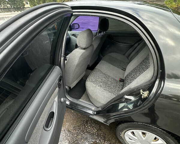 Чорний ЗАЗ Sens, об'ємом двигуна 1.3 л та пробігом 142 тис. км за 2000 $, фото 9 на Automoto.ua