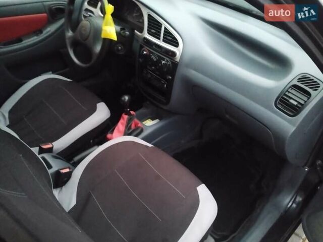 Чорний ЗАЗ Sens, об'ємом двигуна 1.3 л та пробігом 180 тис. км за 1600 $, фото 4 на Automoto.ua