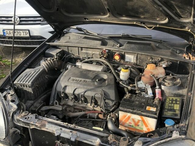 Чорний ЗАЗ Sens, об'ємом двигуна 1.3 л та пробігом 289 тис. км за 1100 $, фото 7 на Automoto.ua