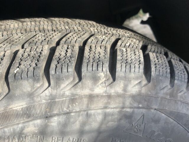 Чорний ЗАЗ Sens, об'ємом двигуна 1.3 л та пробігом 289 тис. км за 1100 $, фото 6 на Automoto.ua