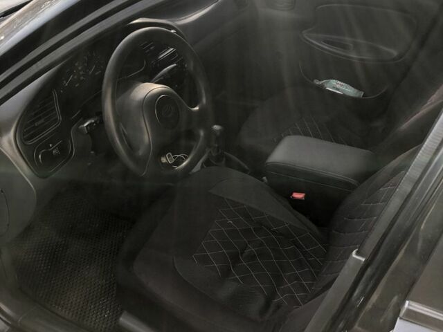 Чорний ЗАЗ Sens, об'ємом двигуна 1.3 л та пробігом 289 тис. км за 1100 $, фото 3 на Automoto.ua