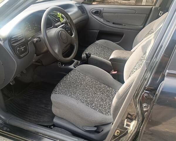 Чорний ЗАЗ Sens, об'ємом двигуна 1.3 л та пробігом 180 тис. км за 2850 $, фото 7 на Automoto.ua