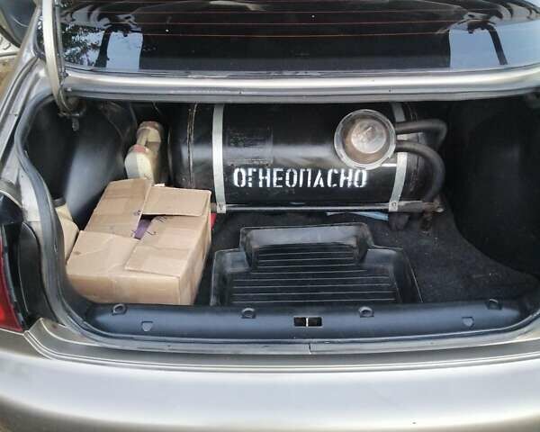 Коричневый ЗАЗ Сенс, объемом двигателя 1.3 л и пробегом 200 тыс. км за 2100 $, фото 6 на Automoto.ua