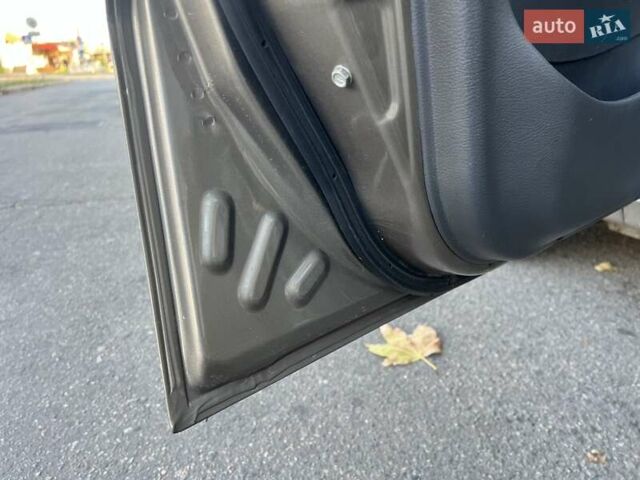 Коричневый ЗАЗ Сенс, объемом двигателя 1.3 л и пробегом 77 тыс. км за 2700 $, фото 13 на Automoto.ua