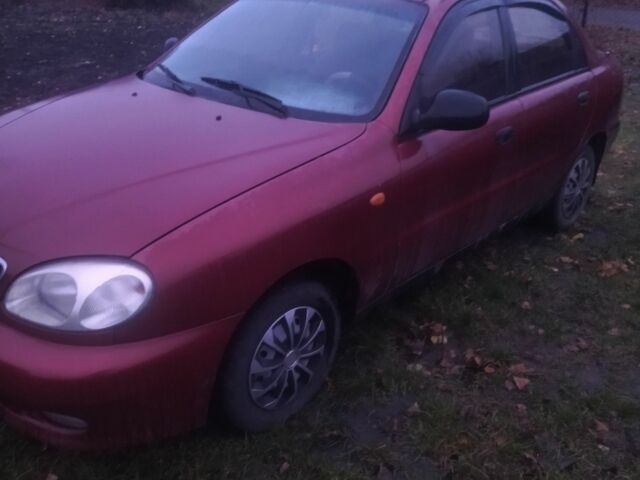 Красный ЗАЗ Сенс, объемом двигателя 1.3 л и пробегом 500 тыс. км за 1300 $, фото 1 на Automoto.ua