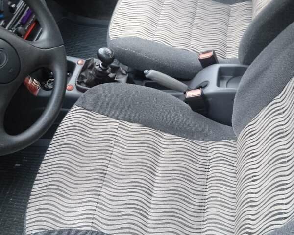 ЗАЗ Сенс 2012 в Дрогобыче на Automoto.ua Красный ЗАЗ Сенс, объемом двигателя 1.3 л и пробегом 112 тыс. км за 2400 $, фото 4 на Automoto.ua