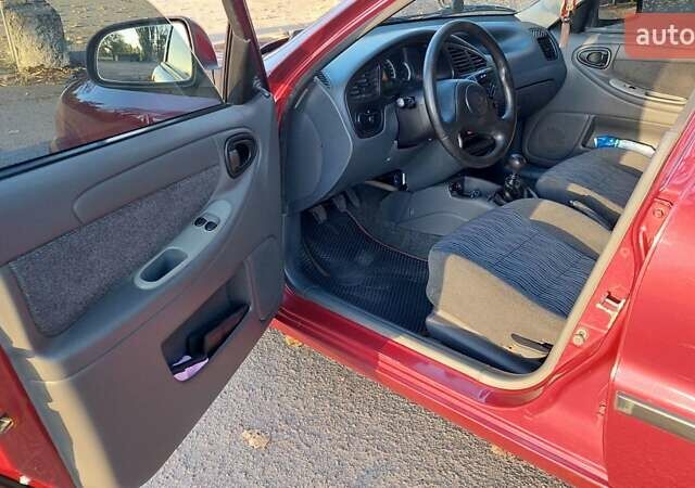 Червоний ЗАЗ Sens, об'ємом двигуна 1.3 л та пробігом 57 тис. км за 3700 $, фото 8 на Automoto.ua