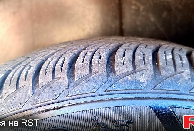 Червоний ЗАЗ Sens, об'ємом двигуна 1.3 л та пробігом 280 тис. км за 1700 $, фото 1 на Automoto.ua