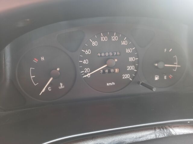 Красный ЗАЗ Сенс, объемом двигателя 1.3 л и пробегом 100 тыс. км за 2206 $, фото 5 на Automoto.ua