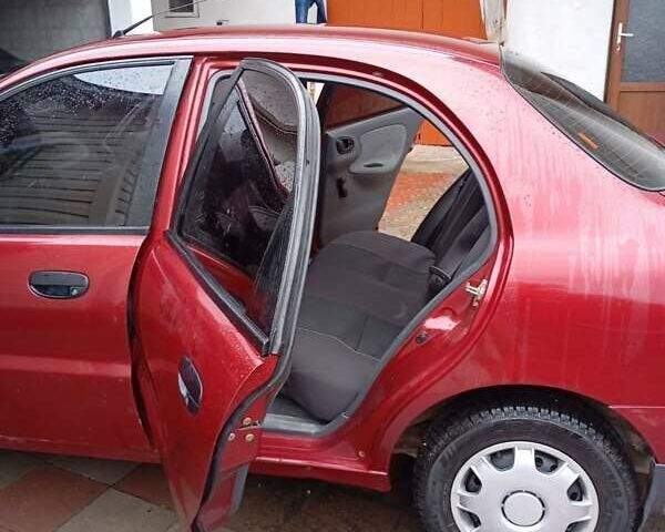 Красный ЗАЗ Сенс, объемом двигателя 1.3 л и пробегом 201 тыс. км за 1700 $, фото 5 на Automoto.ua