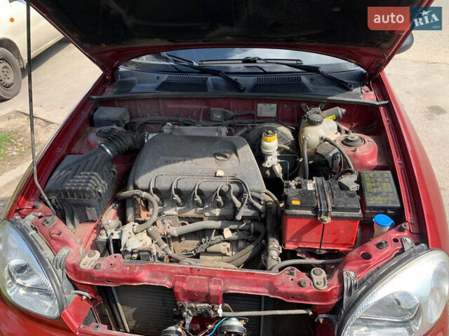 Красный ЗАЗ Сенс, объемом двигателя 1.3 л и пробегом 158 тыс. км за 3000 $, фото 1 на Automoto.ua